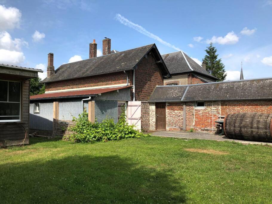 Gite Au Coeur D'Une Residence D'Artiste Saint-Aubin-de-Bonneval Εξωτερικό φωτογραφία