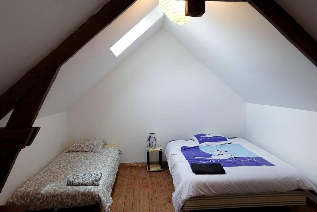 Gite Au Coeur D'Une Residence D'Artiste Saint-Aubin-de-Bonneval Εξωτερικό φωτογραφία