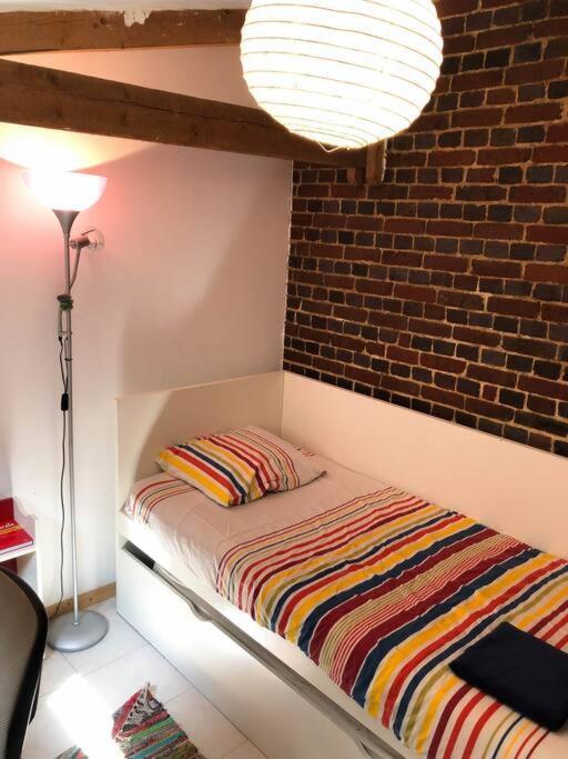 Gite Au Coeur D'Une Residence D'Artiste Saint-Aubin-de-Bonneval Εξωτερικό φωτογραφία
