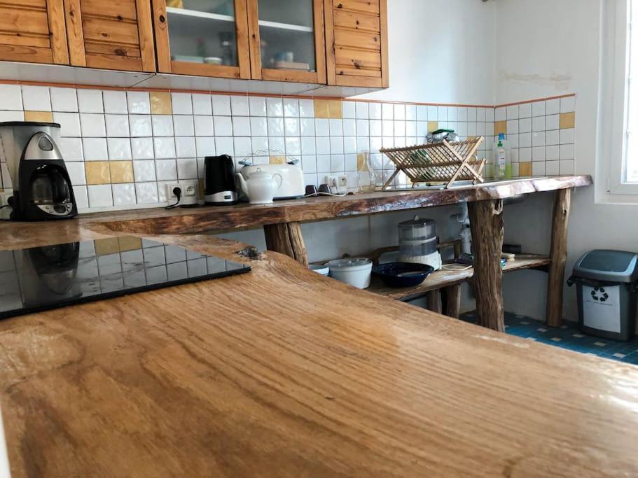 Gite Au Coeur D'Une Residence D'Artiste Saint-Aubin-de-Bonneval Εξωτερικό φωτογραφία