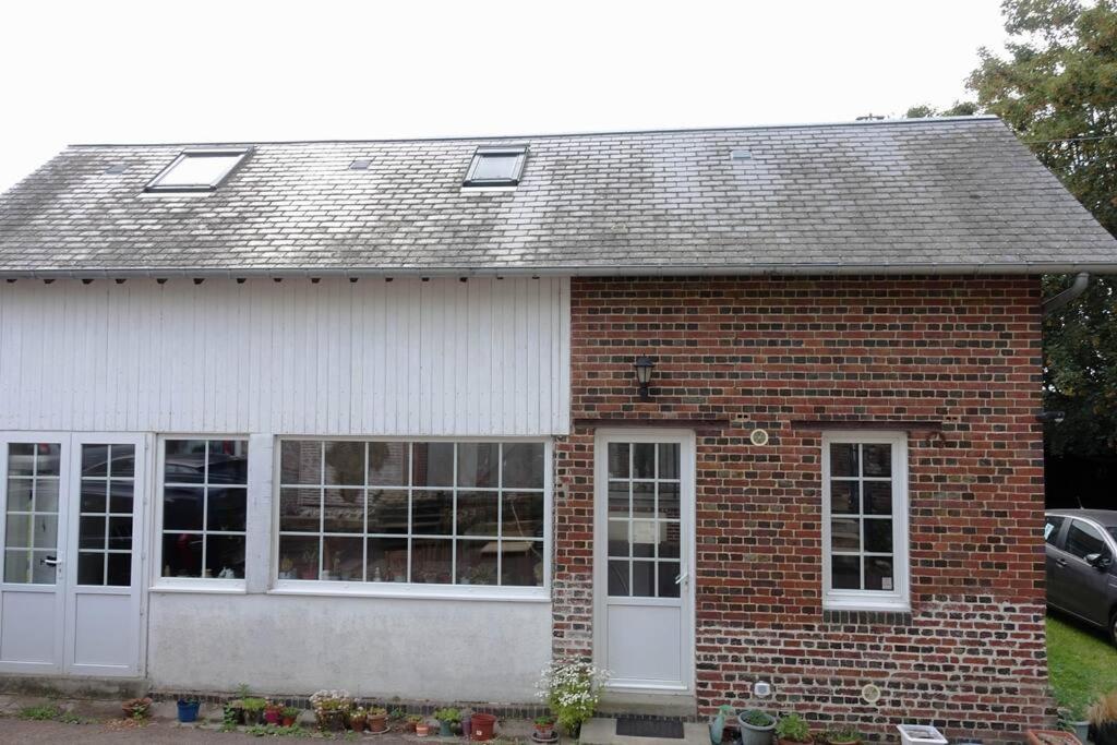 Gite Au Coeur D'Une Residence D'Artiste Saint-Aubin-de-Bonneval Εξωτερικό φωτογραφία